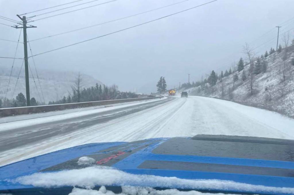 Conditions on Highway 5 were slick the morning of Feb. 25, 2026. (Wanda Mn/Facebook)