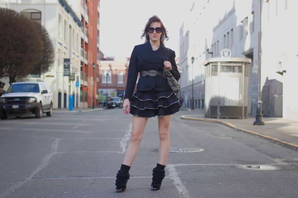 B.C. teen signs deal with world’s biggest music label | Barriere North Thompson Star